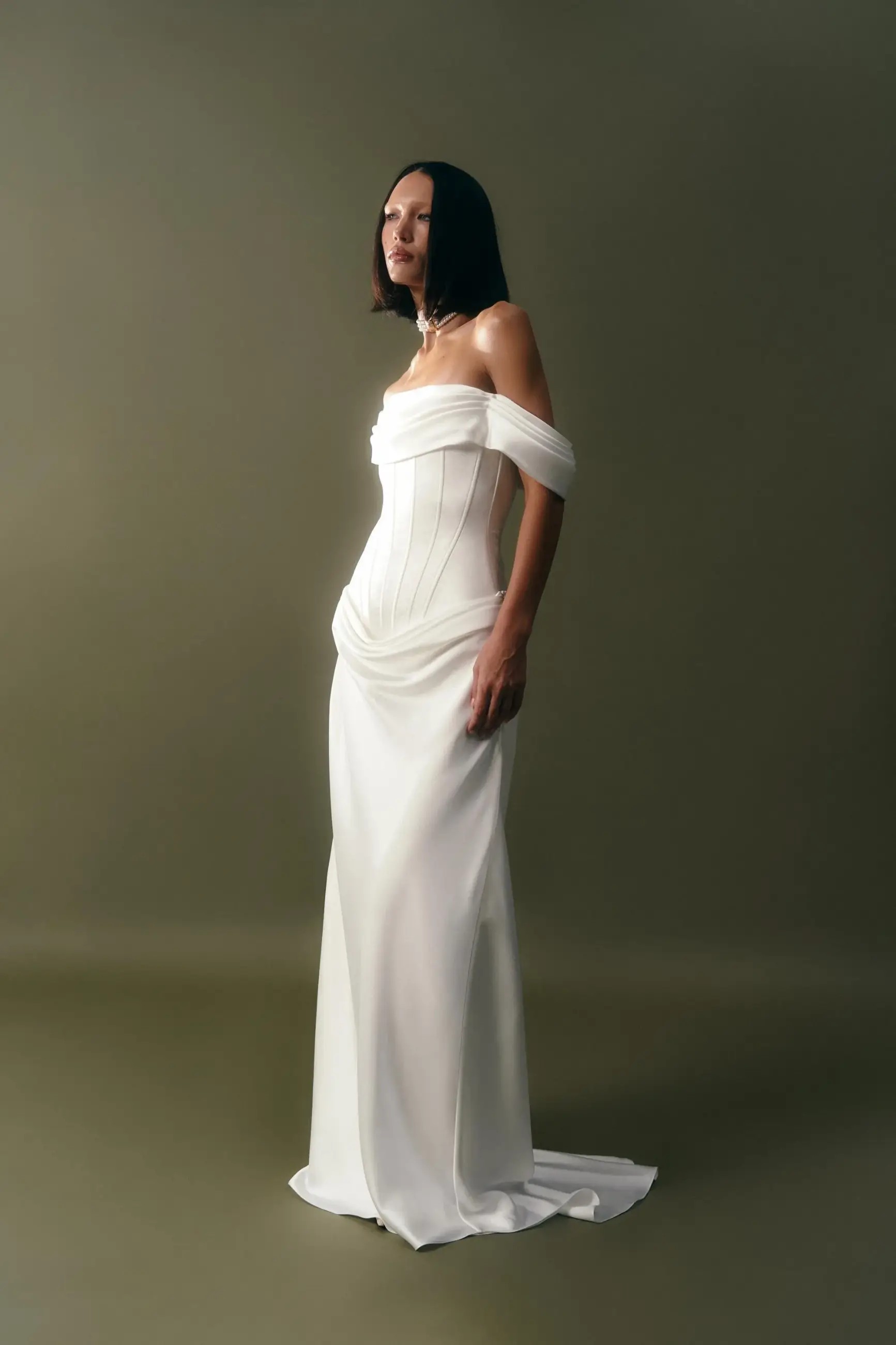 How to Choose a Bridal Gown That Transitions Seamlessly from Ceremony to Reception Image